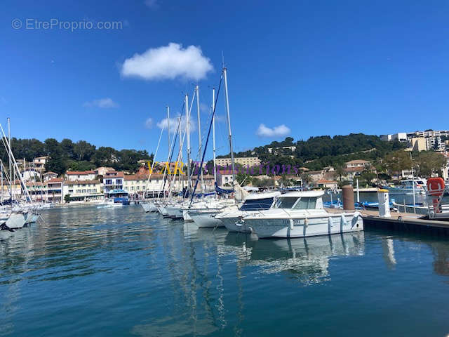 Appartement à SAINT-MANDRIER-SUR-MER