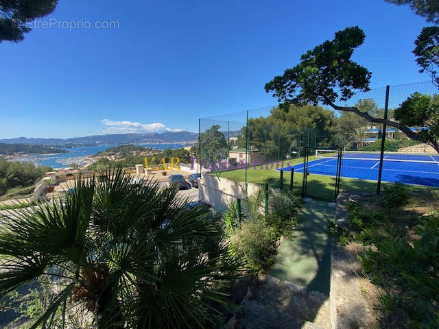 Appartement à SAINT-MANDRIER-SUR-MER