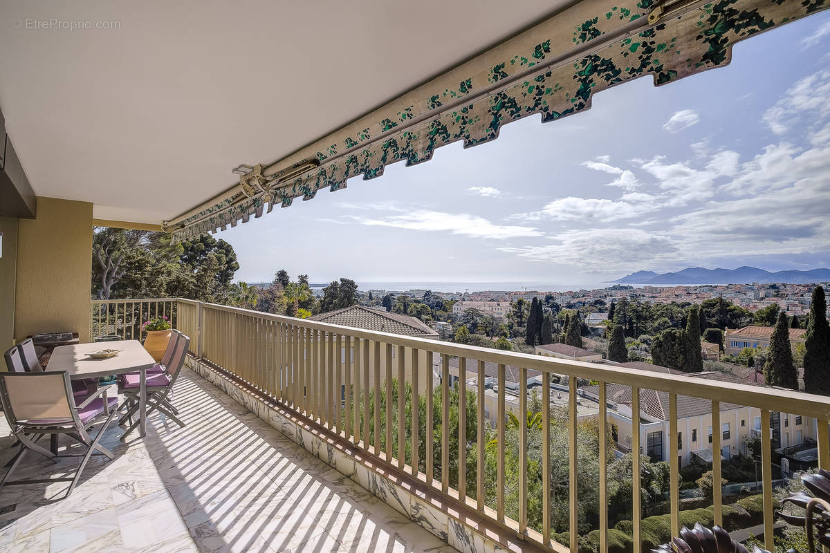 Appartement à CANNES