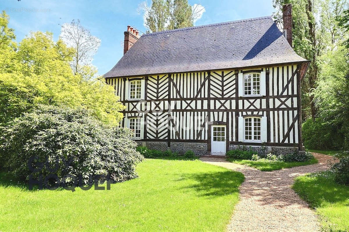 Maison à BERNAY