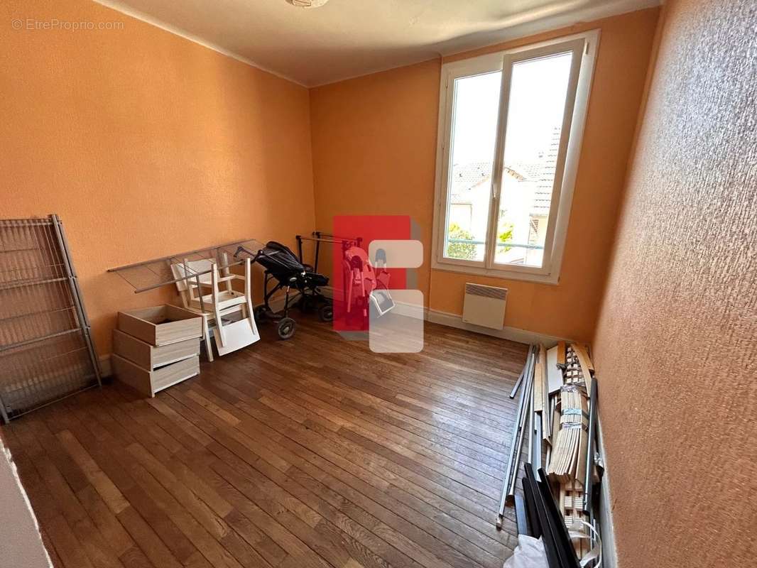 Appartement à SAINTE-SAVINE