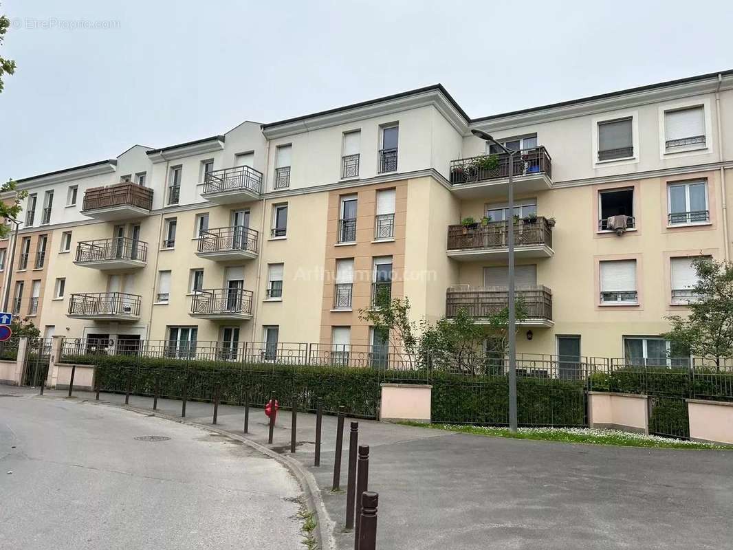 Appartement à VIGNEUX-SUR-SEINE