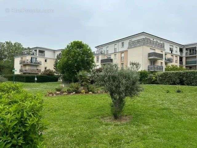 Appartement à VIGNEUX-SUR-SEINE