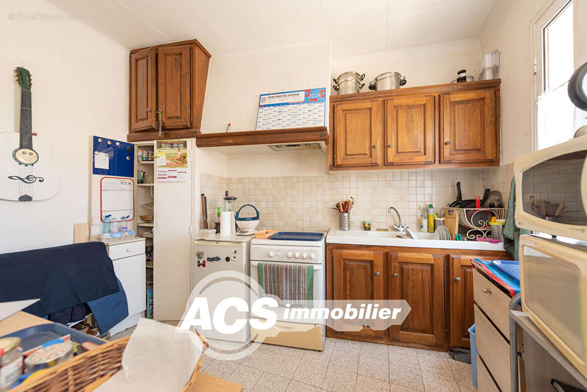 Appartement à CHATEAUNEUF-LES-MARTIGUES