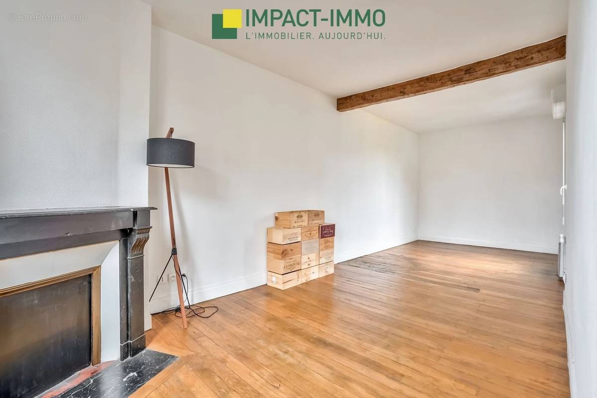 Appartement à COLOMBES