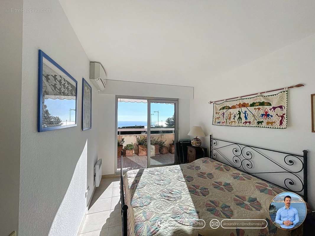 Appartement à ROQUEBRUNE-CAP-MARTIN