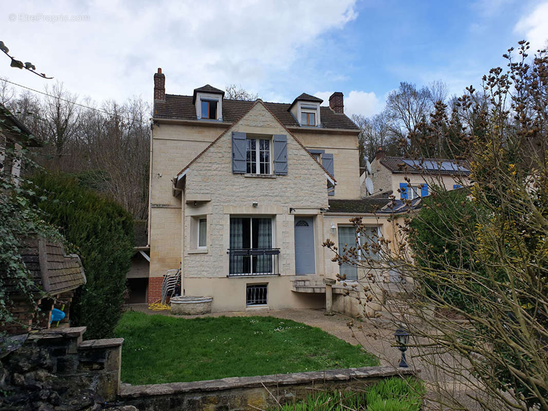 Maison à CHANTILLY