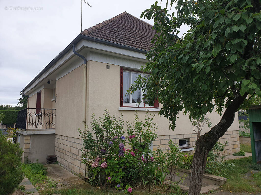 Maison à CHANTILLY