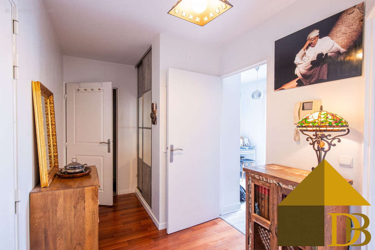 Appartement à MAISONS-ALFORT