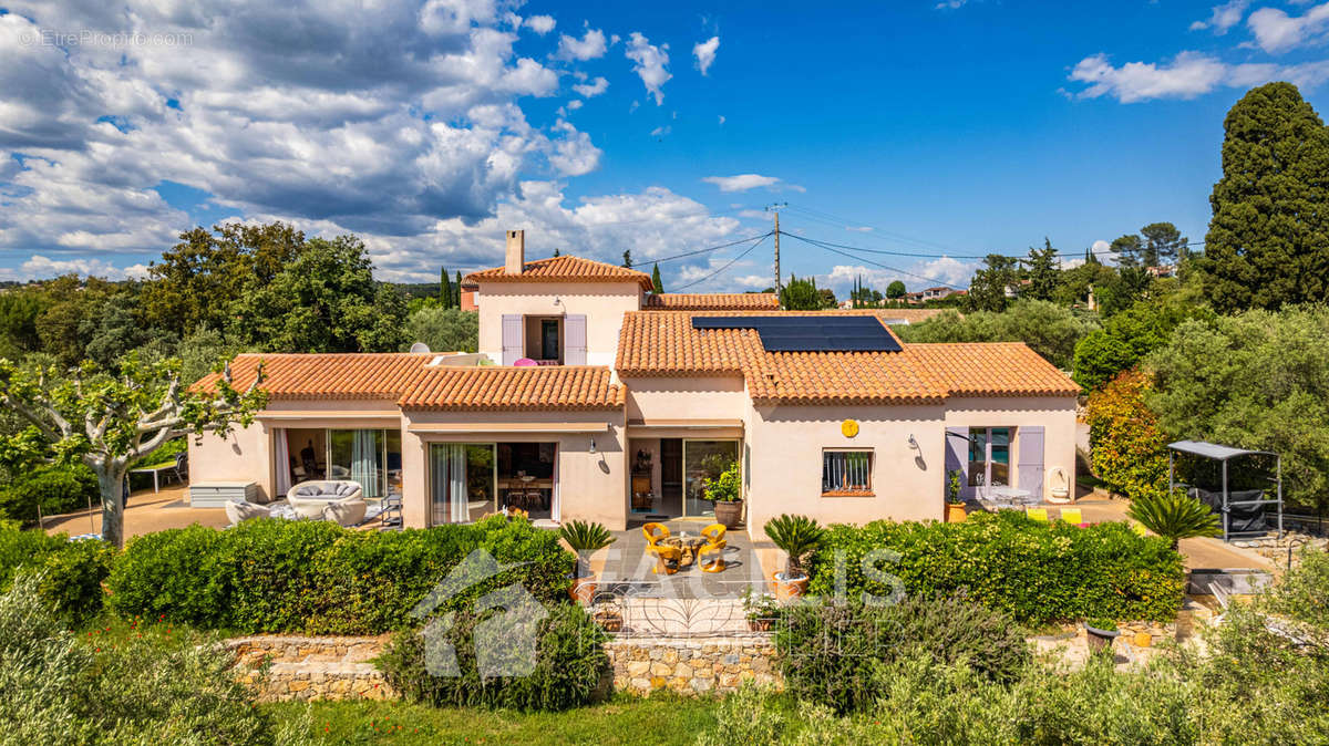 Maison à LORGUES