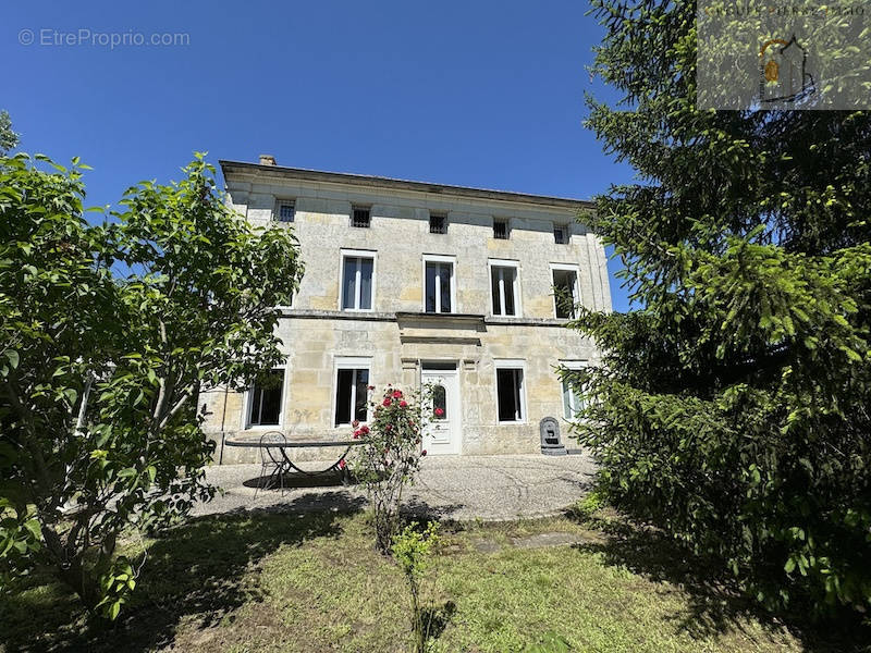 Maison à JARNAC