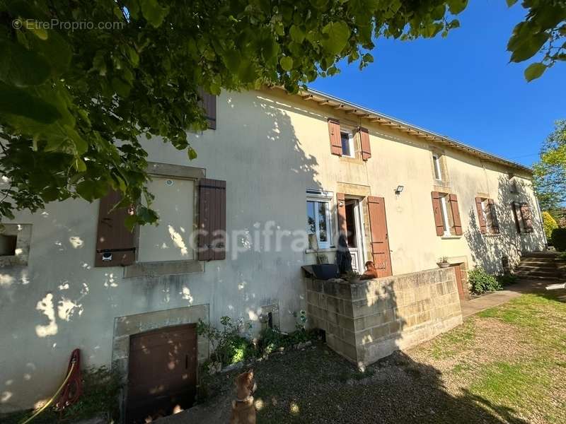 Maison à SAINT-SULPICE-D&#039;EXCIDEUIL