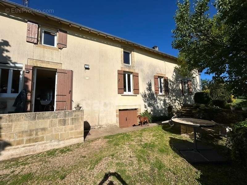 Maison à SAINT-SULPICE-D&#039;EXCIDEUIL