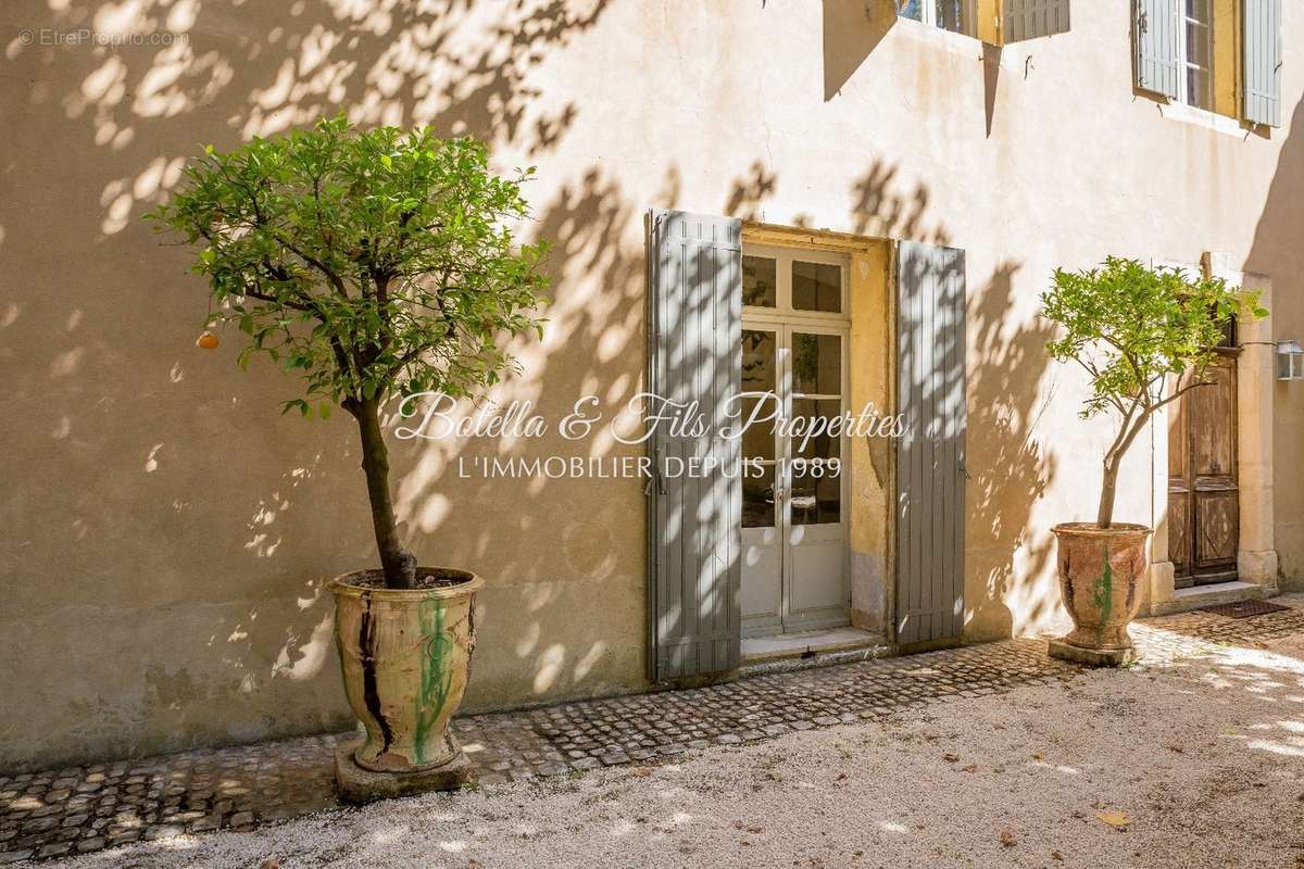 Maison à UZES