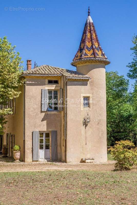 Maison à UZES