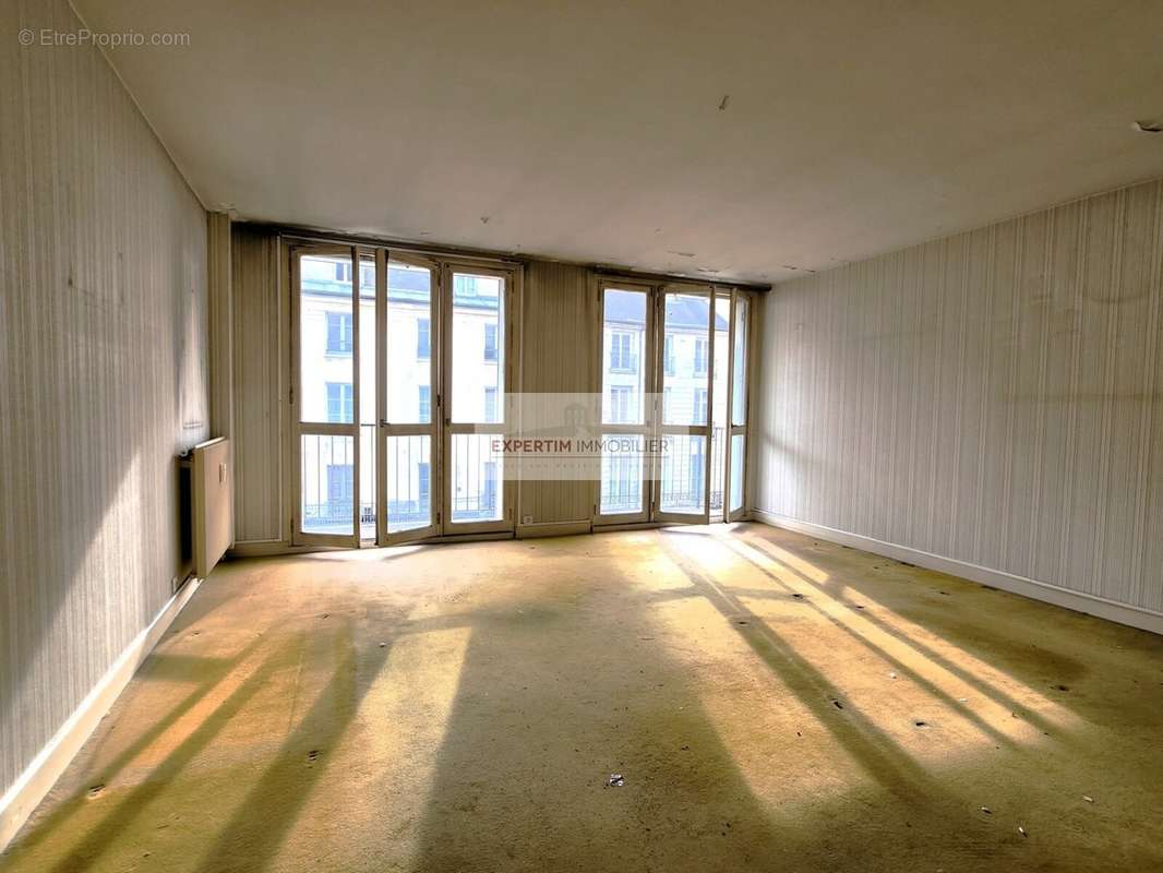 Appartement à VERSAILLES