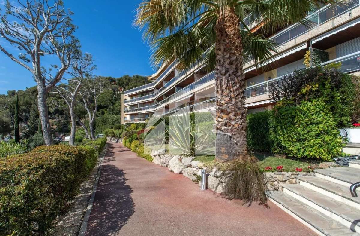 Appartement à VILLEFRANCHE-SUR-MER