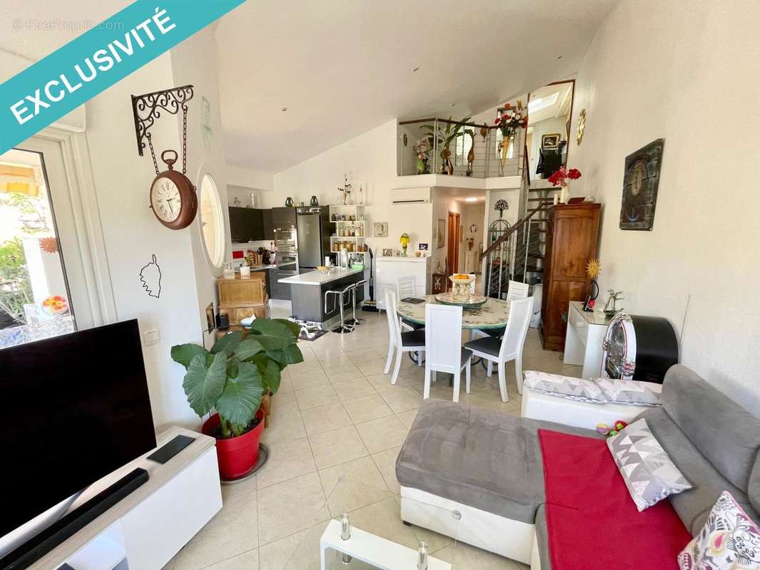 Photo 3 - Appartement à SAINT-RAPHAEL