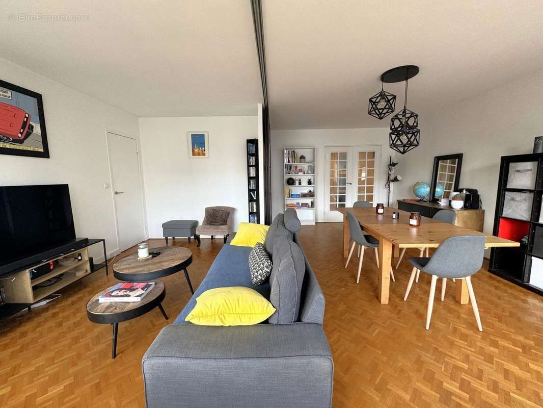 Appartement à LIVRY-GARGAN