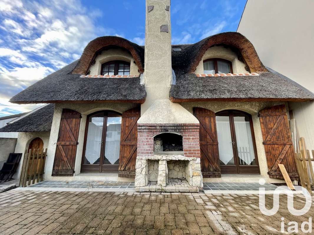 Photo 2 - Maison à TREMBLAY-EN-FRANCE