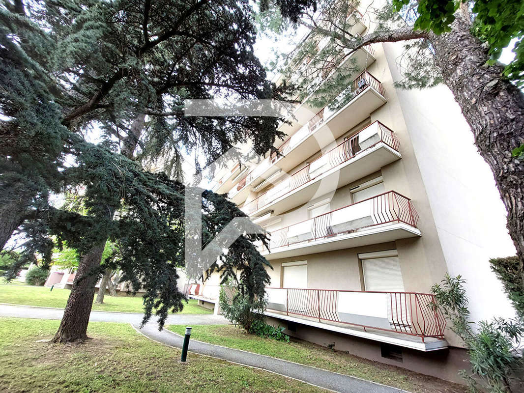 Appartement à BOURG-LES-VALENCE