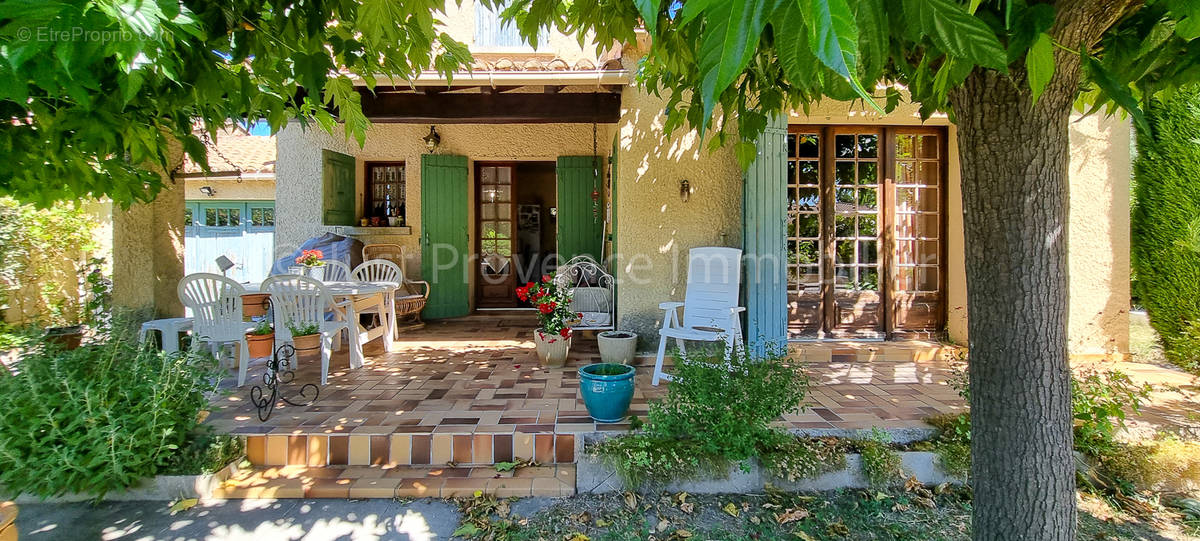 Maison à CAROMB