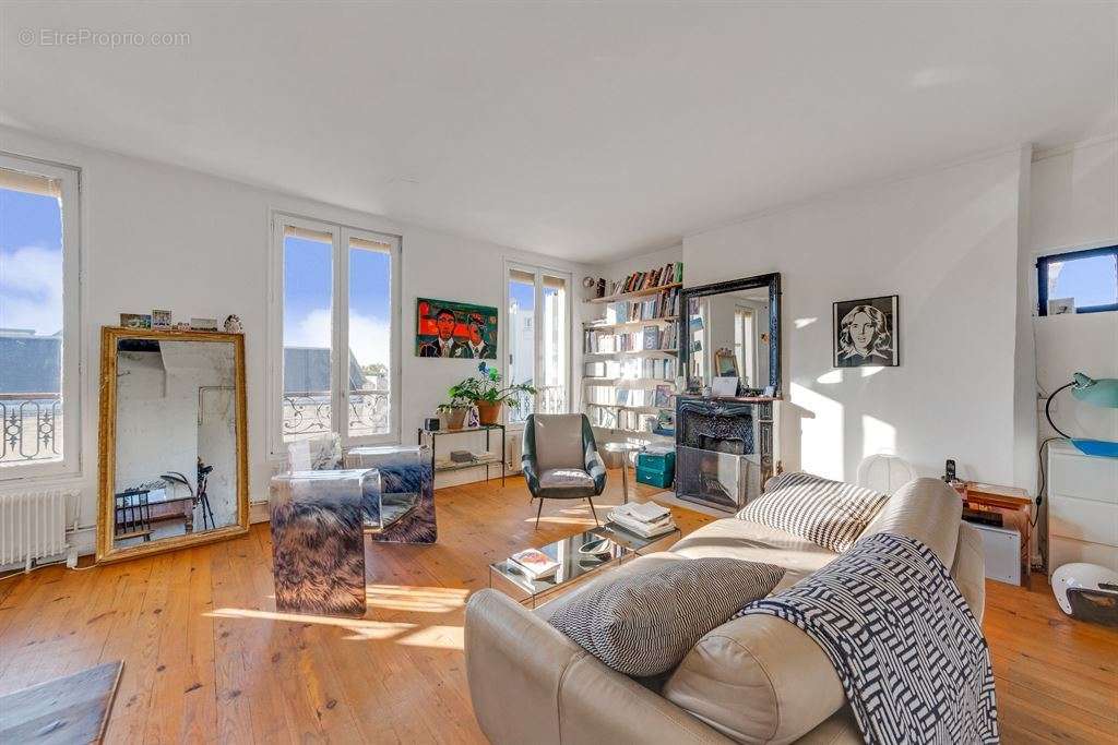 Appartement à PARIS-20E