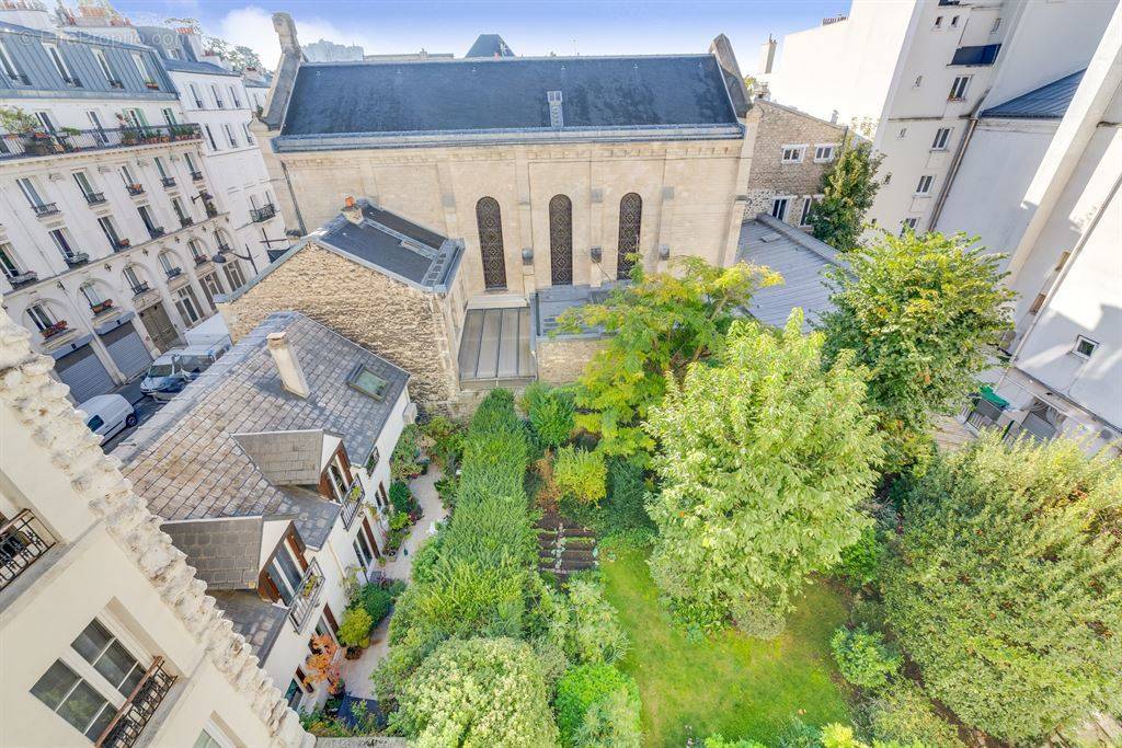 Appartement à PARIS-20E