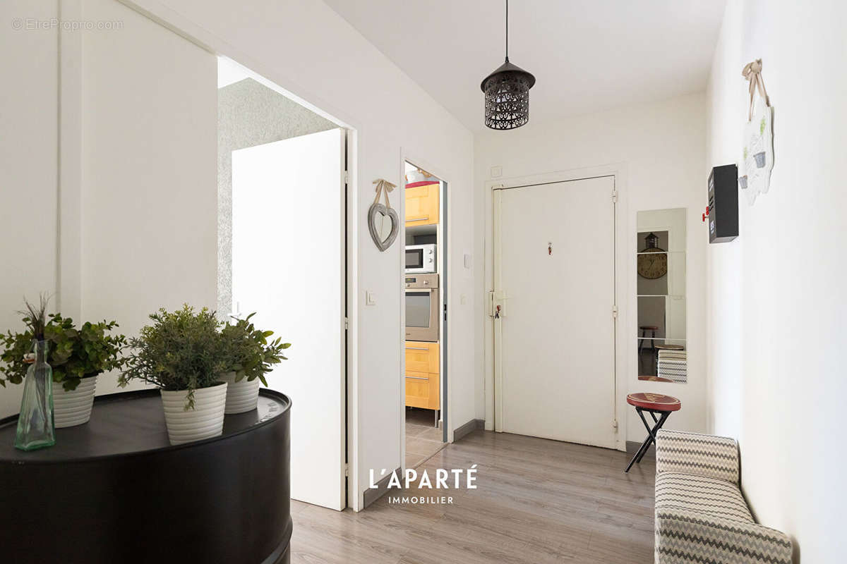 Appartement à MARSEILLE-10E