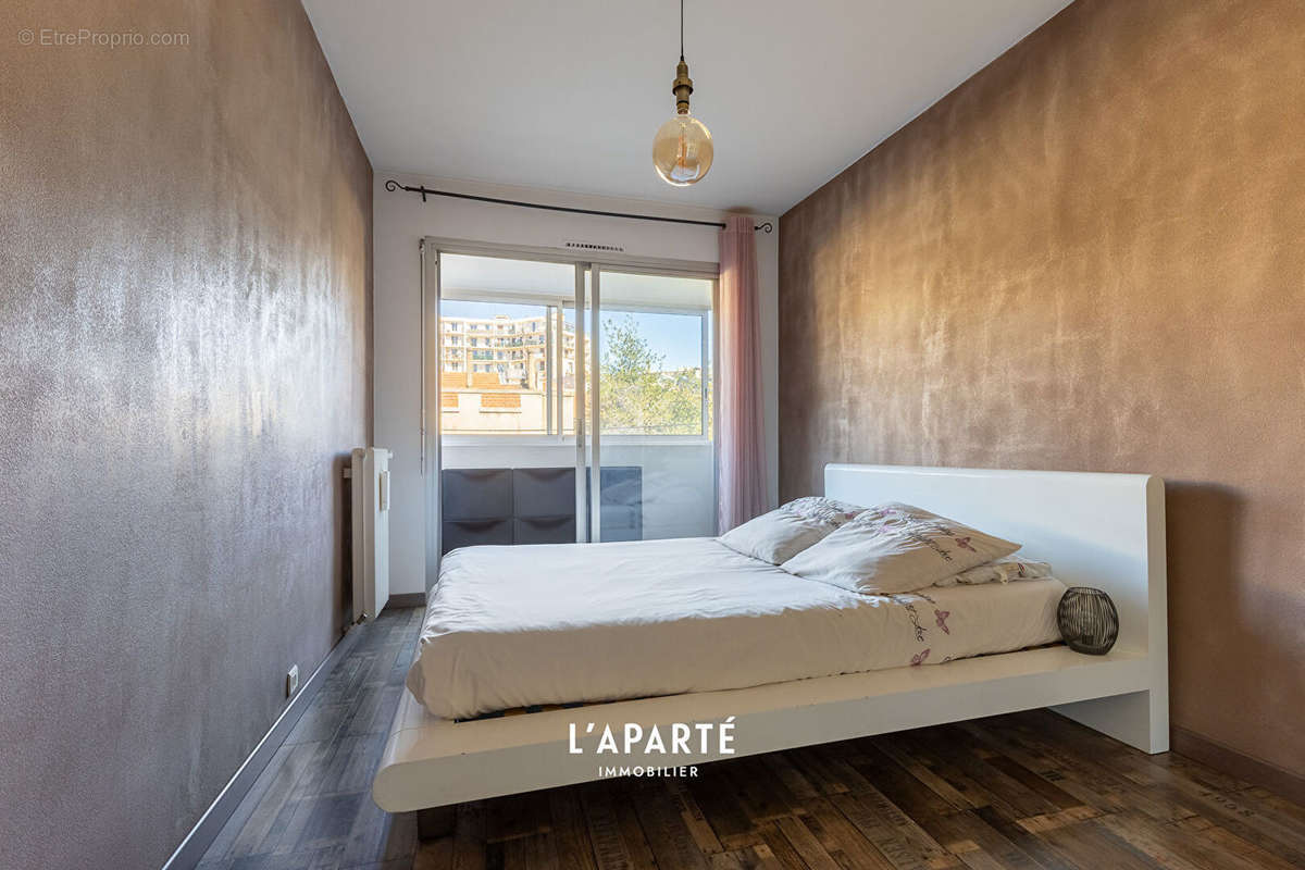 Appartement à MARSEILLE-10E