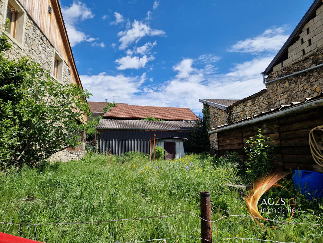 Maison à BARRAUX