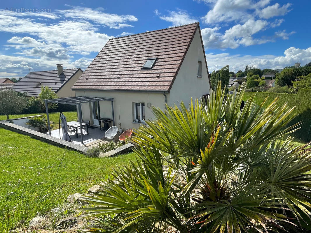 Maison à LES AIX-D&#039;ANGILLON