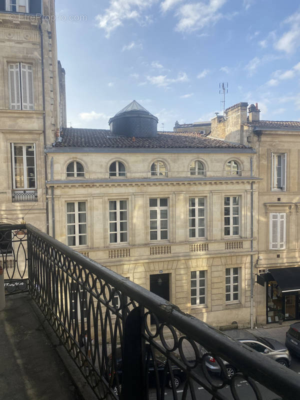 Appartement à BORDEAUX