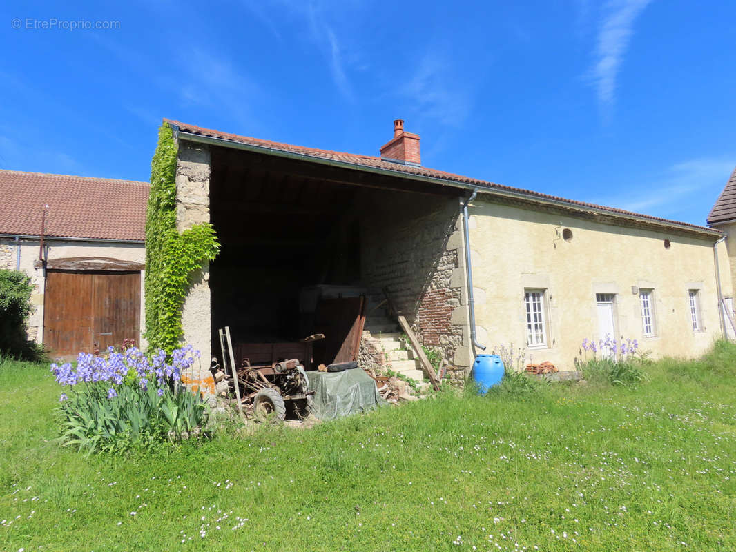 Maison à SAULZET