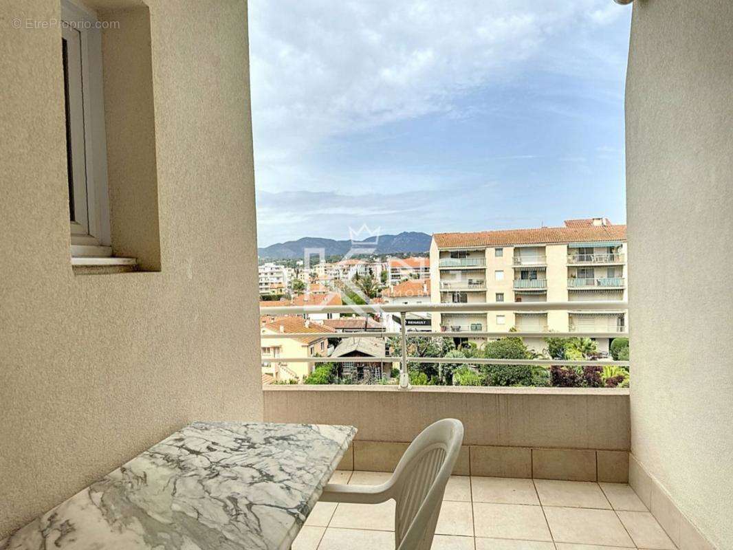 Appartement à SAINT-RAPHAEL