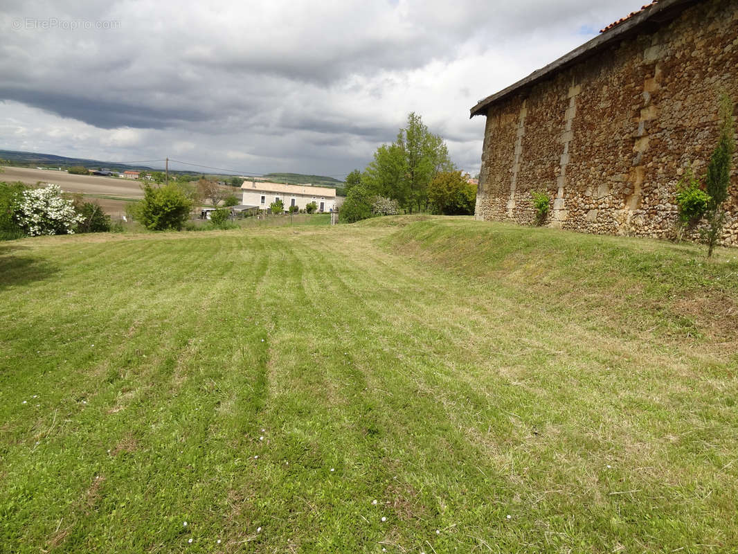 Maison à VANXAINS