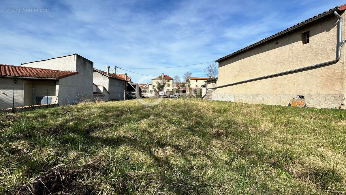 Terrain à LEZOUX