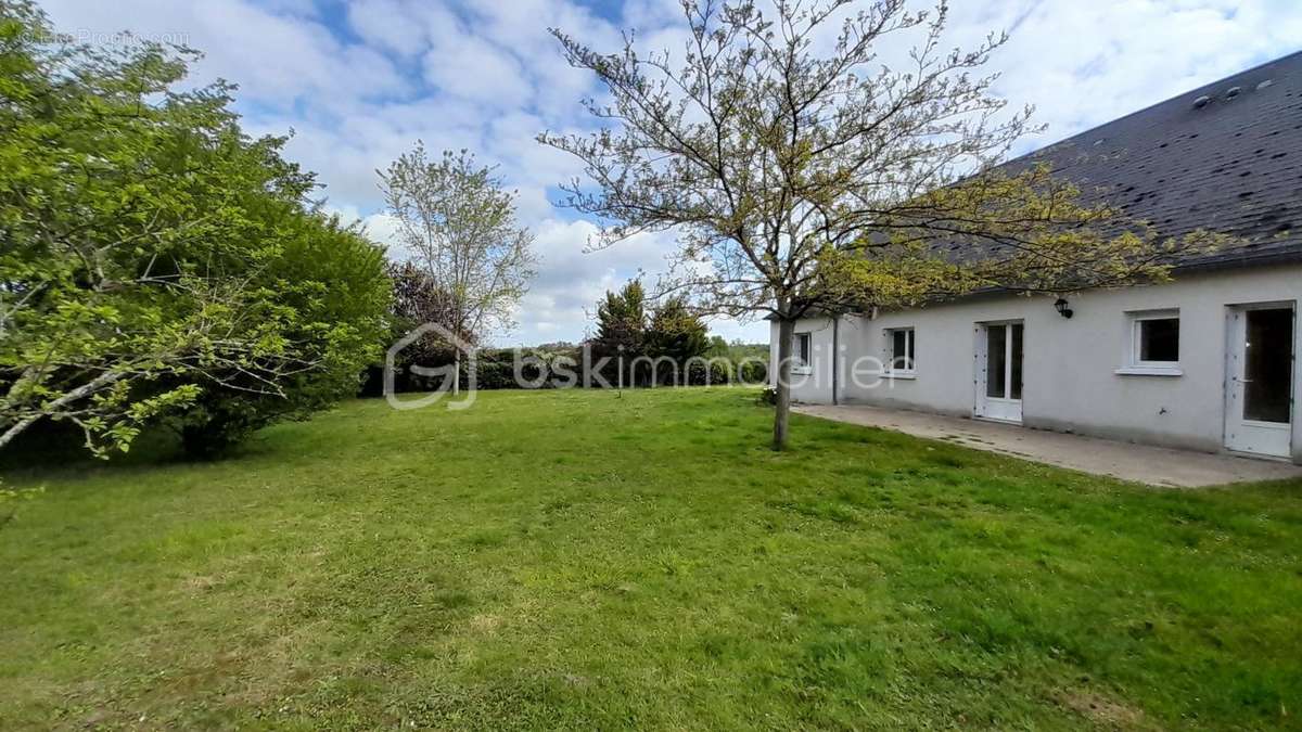 Maison à CIVRAY-DE-TOURAINE