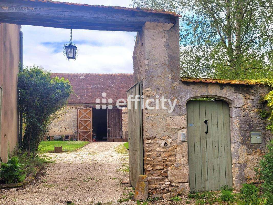 Maison à DOURDAN