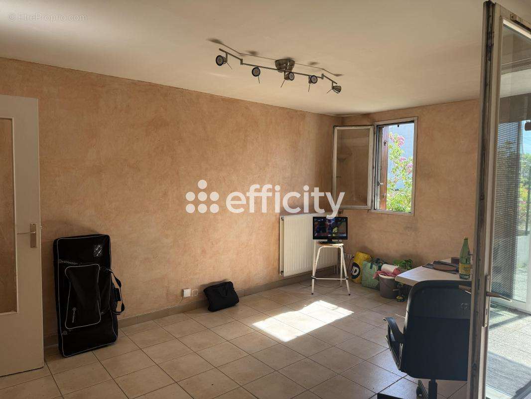 Appartement à EVRY