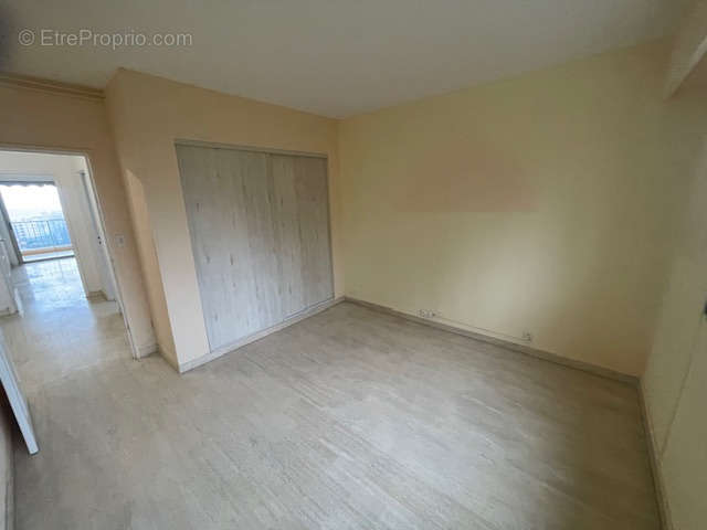 Appartement à VENCE