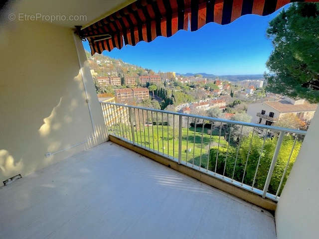 Appartement à VENCE