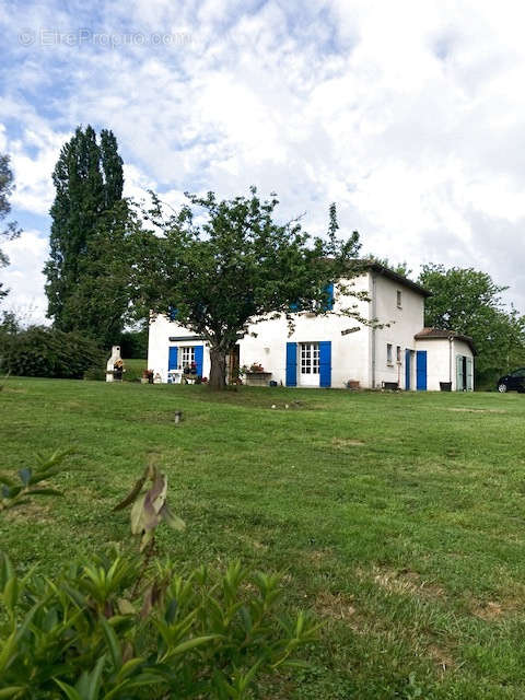 Maison à BAZAS