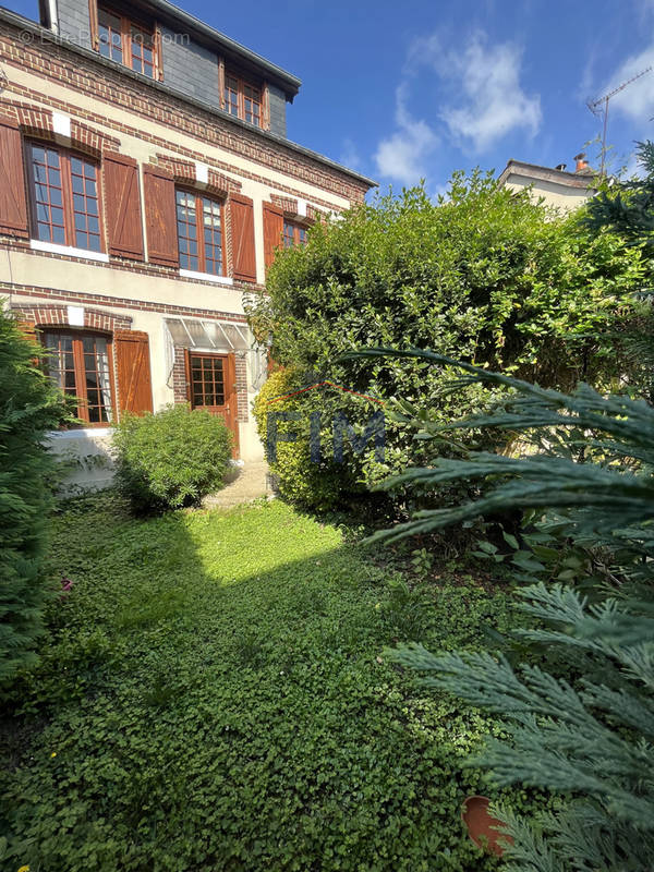 Maison à NOTRE-DAME-DE-BONDEVILLE