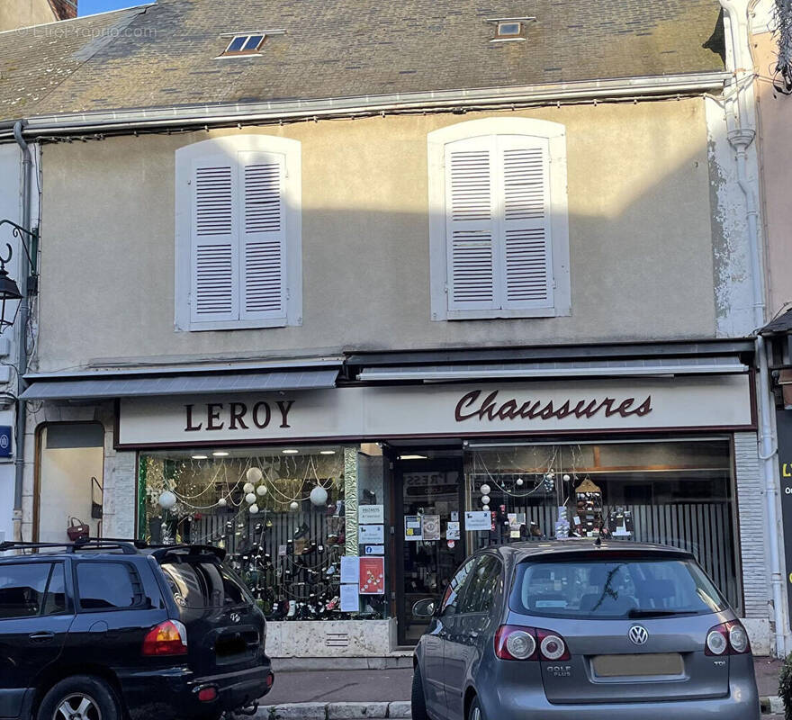 Commerce à BONNEVAL