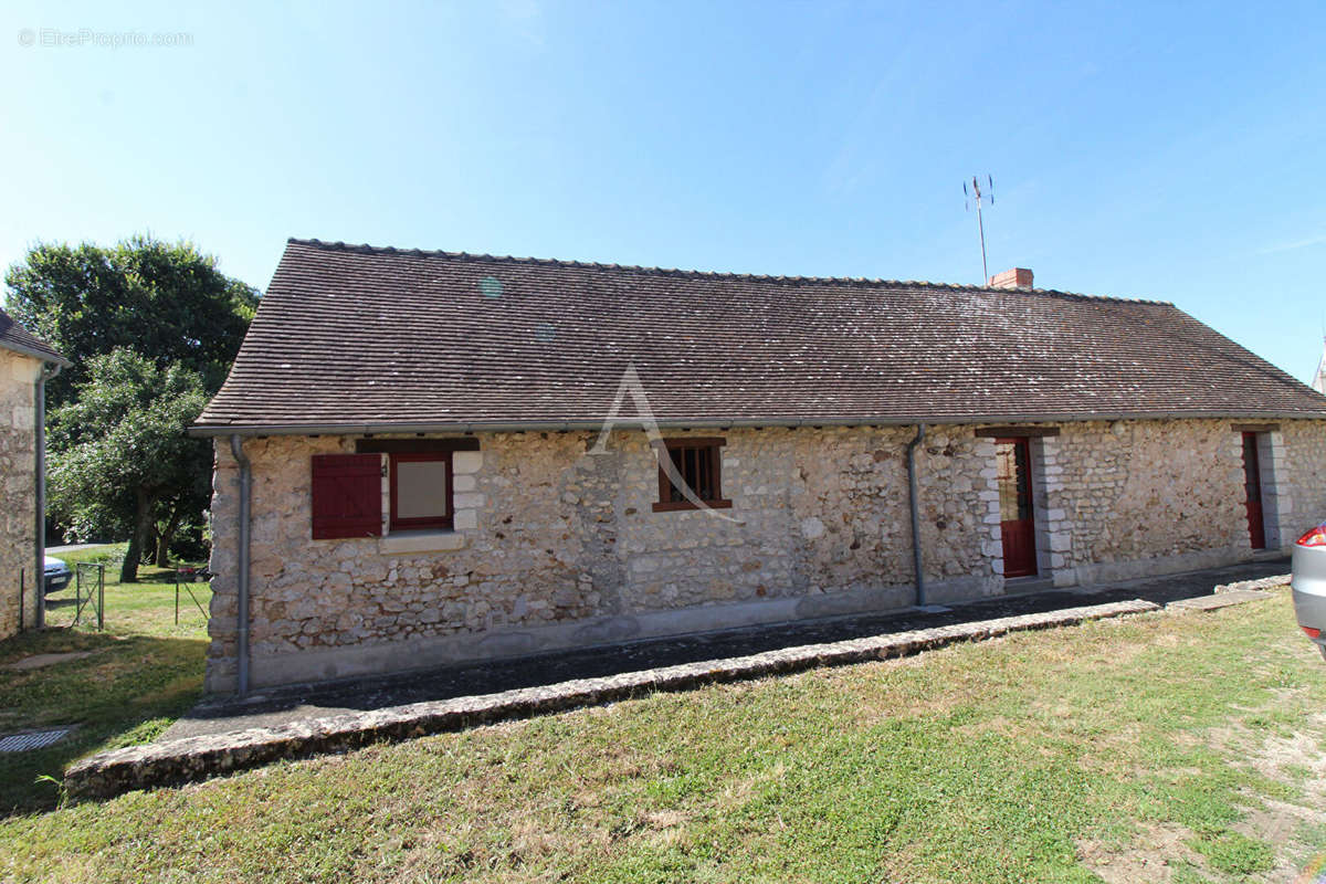 Maison à REIGNAC-SUR-INDRE