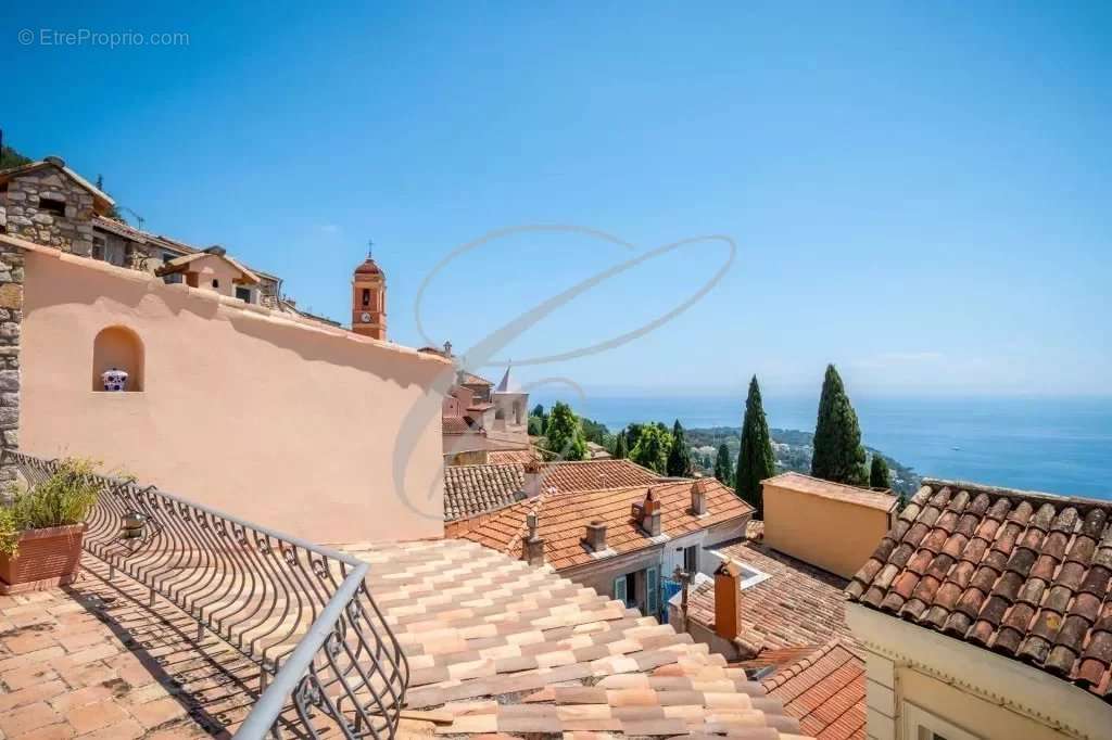 Maison à ROQUEBRUNE-CAP-MARTIN