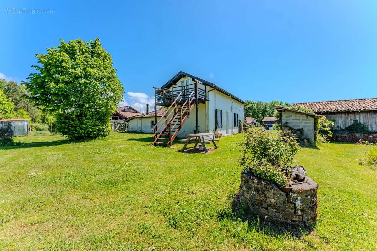 Maison à PONTENX-LES-FORGES