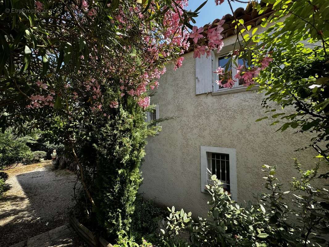 Maison à LES ADRETS-DE-L&#039;ESTEREL