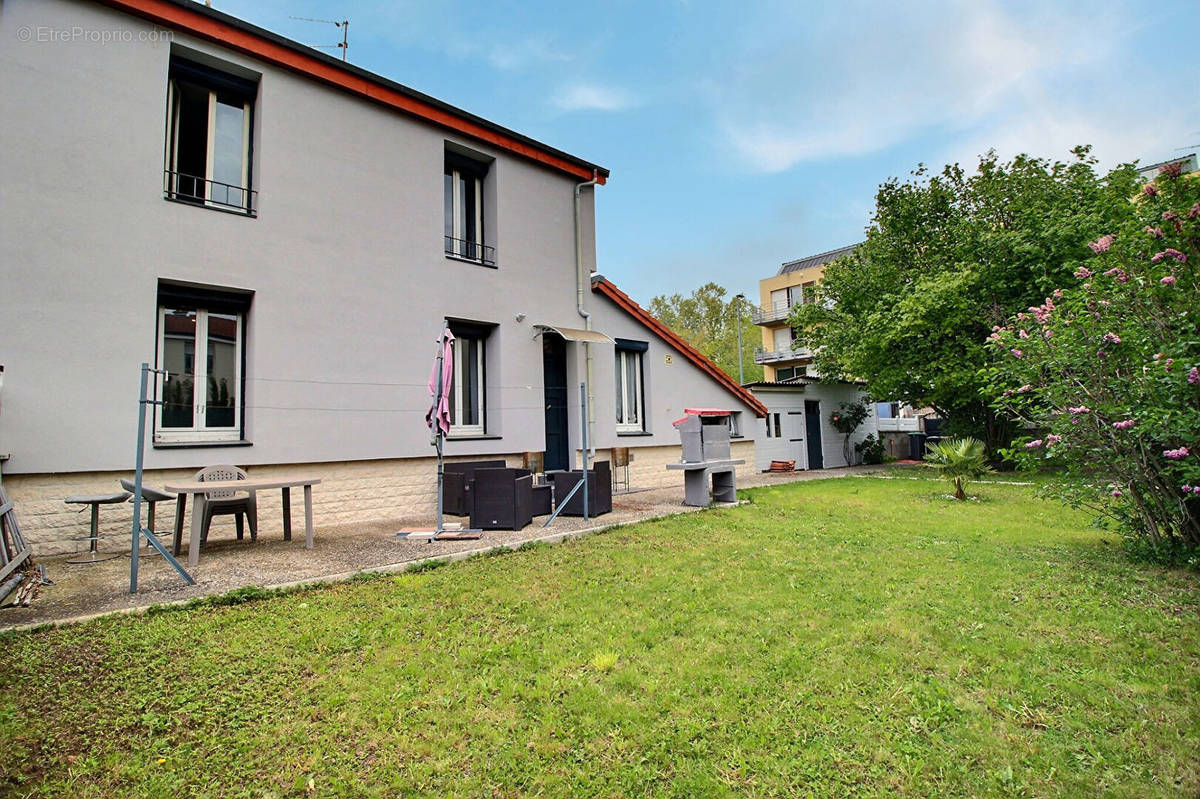 Maison à CLERMONT-FERRAND